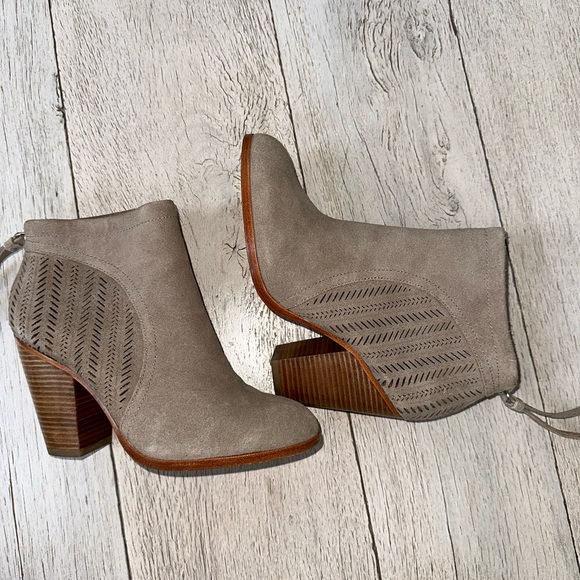 Coach Tan Ankle Booties Minimalist Design - Picture 1 of 10